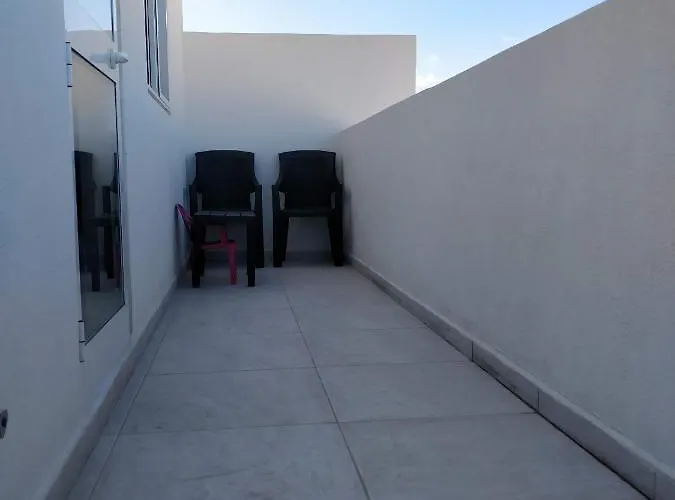 Sea View Penthouse With Large Terrace Irom1-1 Appartamento Marsaskala